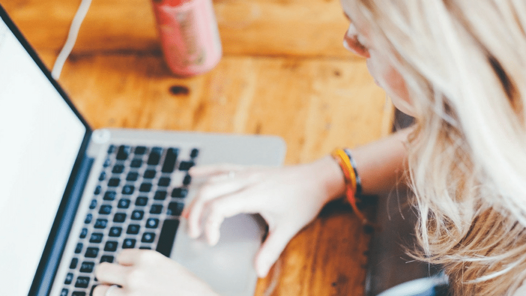 Top 10 WordPress Themes 2021