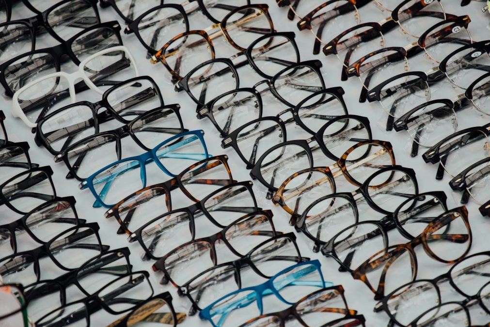 Effective Inspiration: Best eCommerce Features on 4 Eyewear Sites