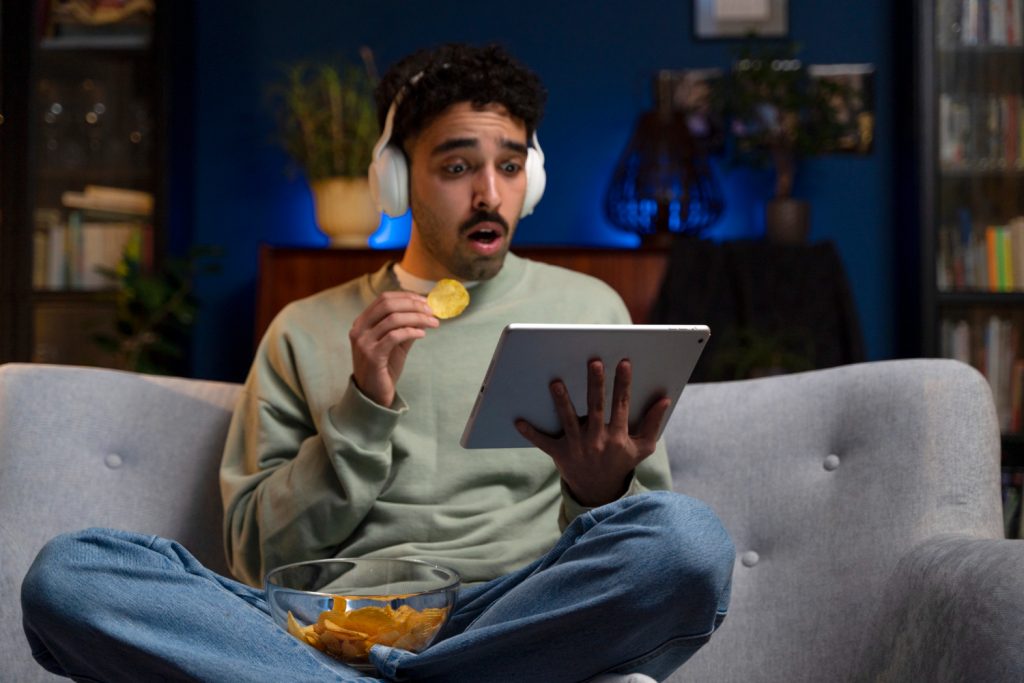 ShowCamrips Alternatives to Watch Movies and Series Online